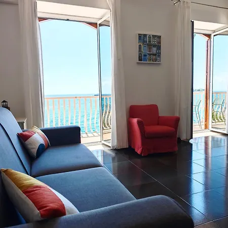 Super Panorama & Astonishing Seaview Apartment
