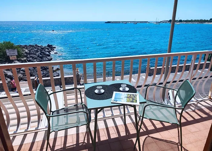 Super Panorama & Astonishing Seaview Apartment